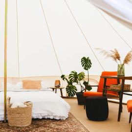 Bojanovská Glamping, hotel in Velké Pavlovice