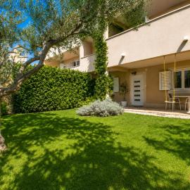 Perfect for Families with Kids,Free Garage Parking & Child-Friendly Amenities,Split