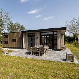 Lodge I stijlvol en luxe 6 persoons chalet, ξενοδοχείο σε Zennewijnen
