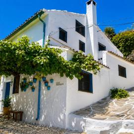 2-Bed Country House - Mountain Views - Sleeps 6