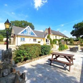 The Old Dairy With Indoor Pool In Devon