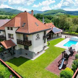 Vila Anna, Hotel in Malnaş Băi
