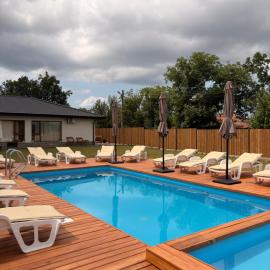 Братановите Къщи, hotel a Dŭbravka