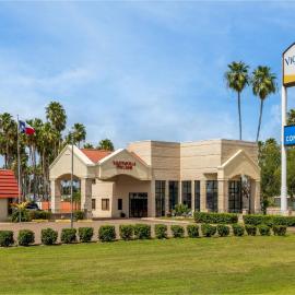 Victoria Palms Inn and Suites, hotel sa Donna