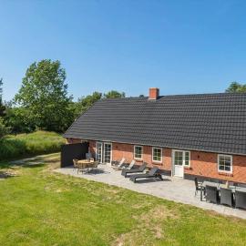 BV461-Blavand-Sonderballevej-4-A, hotel di Ho