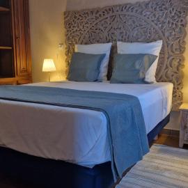 Gisèle room, bord du Rhône, chambre privée, hotel in Sablons
