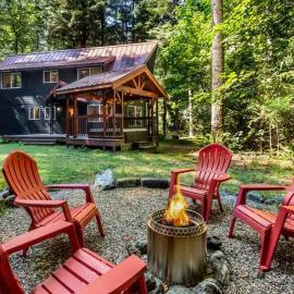 Wild Goose Lodge, hotel em Glacier