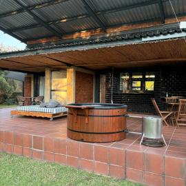 Hartbeespoort Secret Garden Private Hot Tub