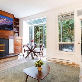 Twin Lakes Retreat, Hotel in Glacier
