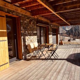 Chalet au pied des montagnes, hotel a Orcières