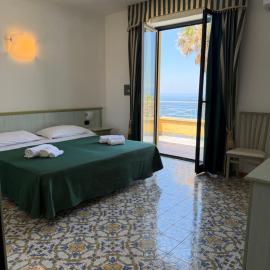 Belvedere Blu b&b & beach, hotel in Belvedere Marittimo