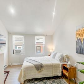 Premium Furnished Stay at Fell Point, hotelli kohteessa Baltimore