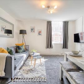 Stylish 2 Bed City Centre Apartment