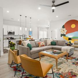 Charleston-themed House for 10