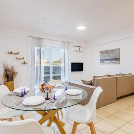 Arivaro Apartment