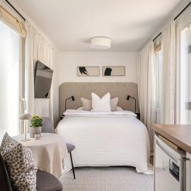 Cozy Studio & Private Garden near Stockholm, Hotel in Stockholm