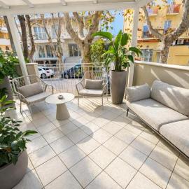 Dipendenza Hotel Regal, hotel in Rimini