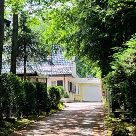 Villa Albert, hotel em Euskirchen