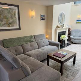 Large four bedroom town centre house, מלון בקילרני