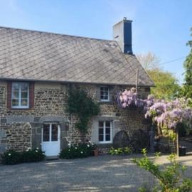 La vie en rose Normandie，Sourdeval-les-Bois的飯店