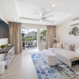 Coral Beach 101 2BR 2BR West Coast Condo, Pool, Rooftop, Beaches