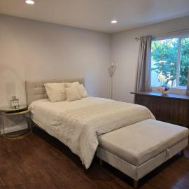 West Hills Game & Garden Retreat, ξενοδοχείο σε Canoga Park
