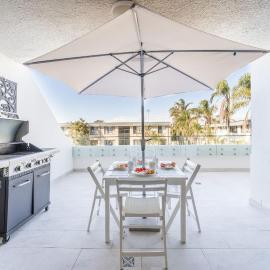 The Dunes 5, 38 Marine Dr - pool, tennis court, Wi-Fi, hotel in Fingal Bay