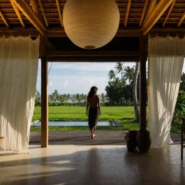 ARCHIPELAGO VILLAGE - Private Ocean View Villa with Pool, hotel i Balian