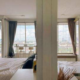 64sqm 2 beds 2 bath Family room by Gracyhome, hotel in Sathani Ban Hua Mak