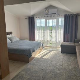 Комфортный аппартамент на Иссык Куле село Кош Кол, hotel in Kosh-Kël'