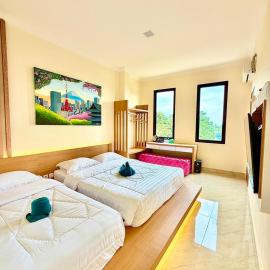 Hotel Asia Express near Farmhouse Lembang, hotell i Lembang