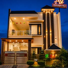 Abhinandan Villa - Taste of Tradition- Bengal Bhoj, hotel in Amritsar