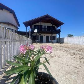 Casa Pescareasca - Complex Plaja Golf, hotel in Corbu