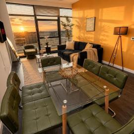 Westown 2BR Retreat 10 min to Fiserv Forum