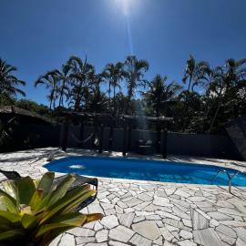 Casa Completa a 200m da Praia - Piscina - Garagem - Wi-Fi
