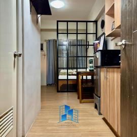 Studio and 1 Bedroom Unit at Riri's Condotel, The Loop Tower, hotel in Cagayan de Oro