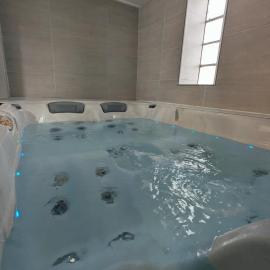 Maison hyper centre Jacuzzi, hotel v destinácii Amboise