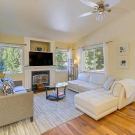 Quiet Condo Next to Enchantment, Adventure Parks, hotel em Leavenworth