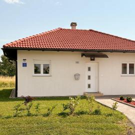 2 Bedroom Lovely Home In Oroslavje, hotel a Oroslavje
