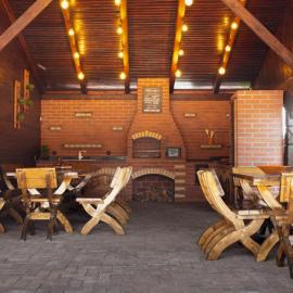 Casa Om Bun, hotel in Beclean