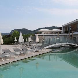 Parc Hotel Germano Suites & Apartments，巴爾多利諾的飯店