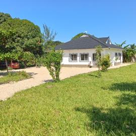 Nyumba Nzuri in Ukunda, Diani