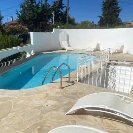 नीस में, होटल Studio avec piscine et grande terrasse Parking gratuit Nice