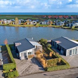 Waterlodge Wemeldinge - Eigen Steiger, khách sạn ở Wemeldinge