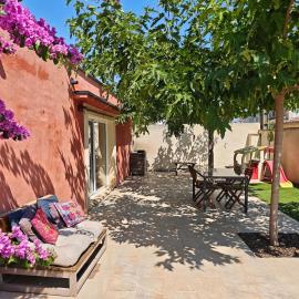 L'Escale Provençale - Maisonnette avec cour ombragée à 5 minutes d'Avignon