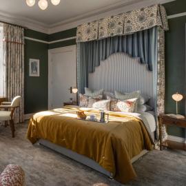 The Harbourview Hotel, hotel sa Carnlough