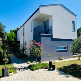 Villa Ida, hotel in Punat