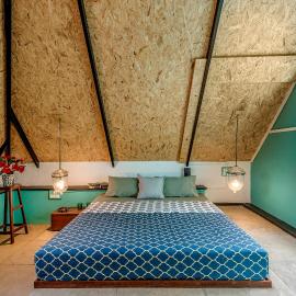 CosmicStays Raanjai By the River -Vintage Homestay