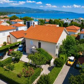 Apartment Na broju3
