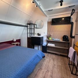 Barefoot Cottage